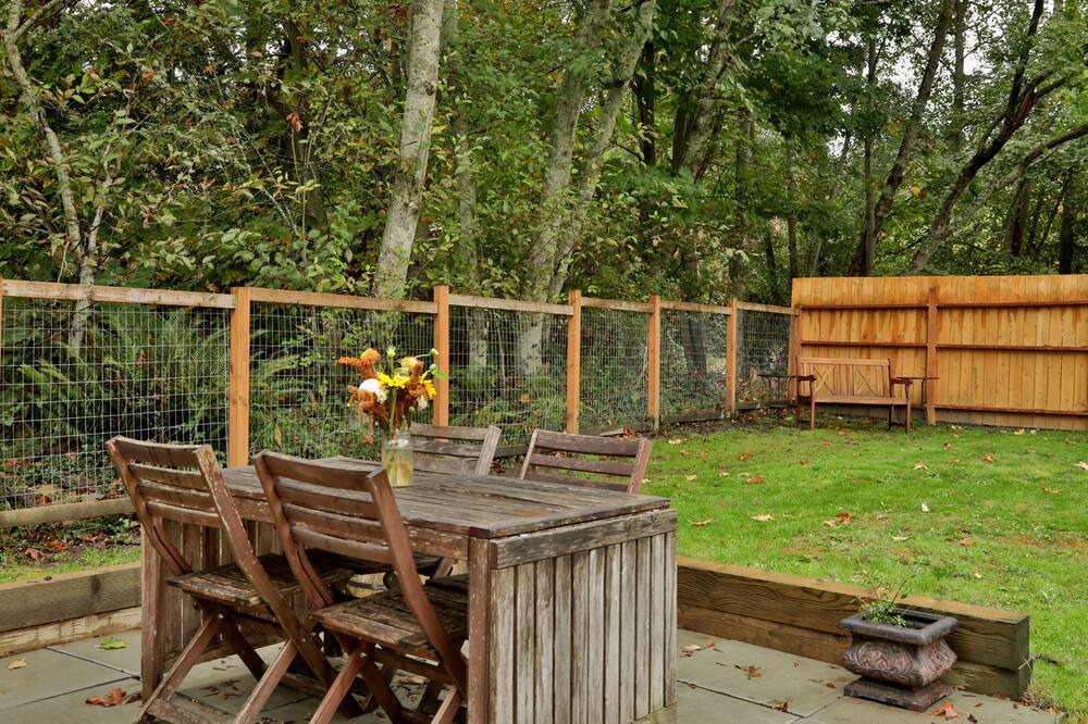 Photo of Patio Balcony in Clinton