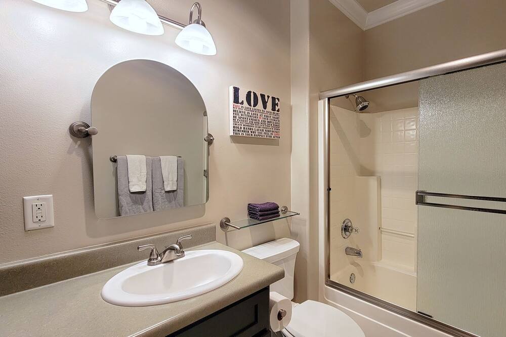 Photo of Bathroom in Medford