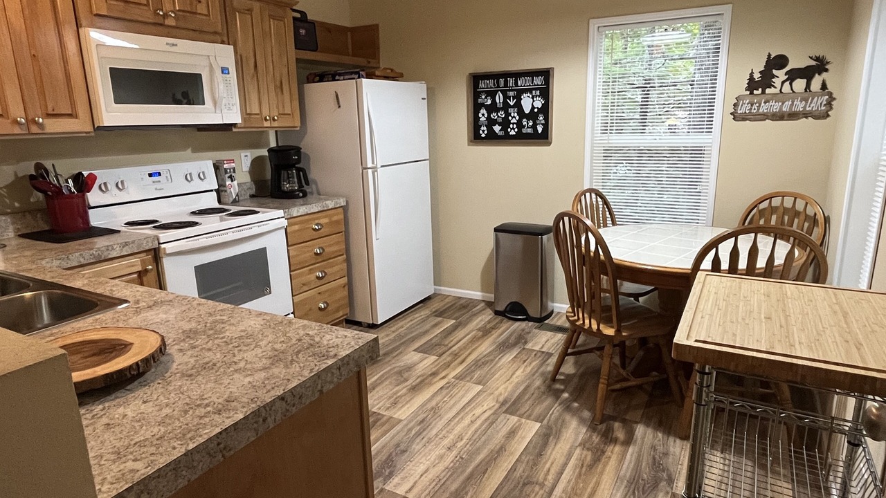 Photo of Kitchen in Hoodsport