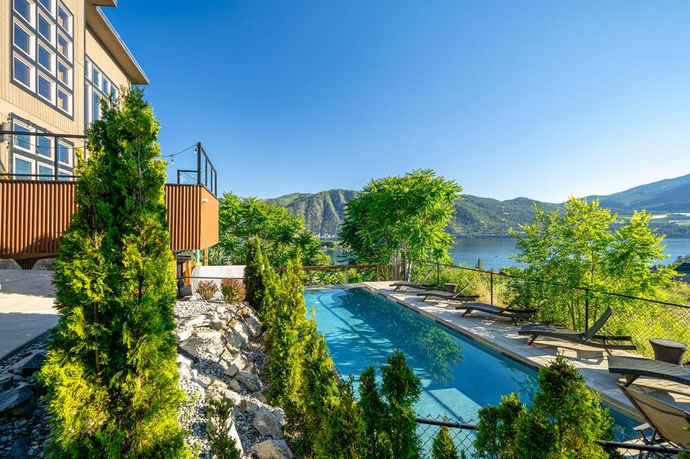 Photo of Outdoor in Manson