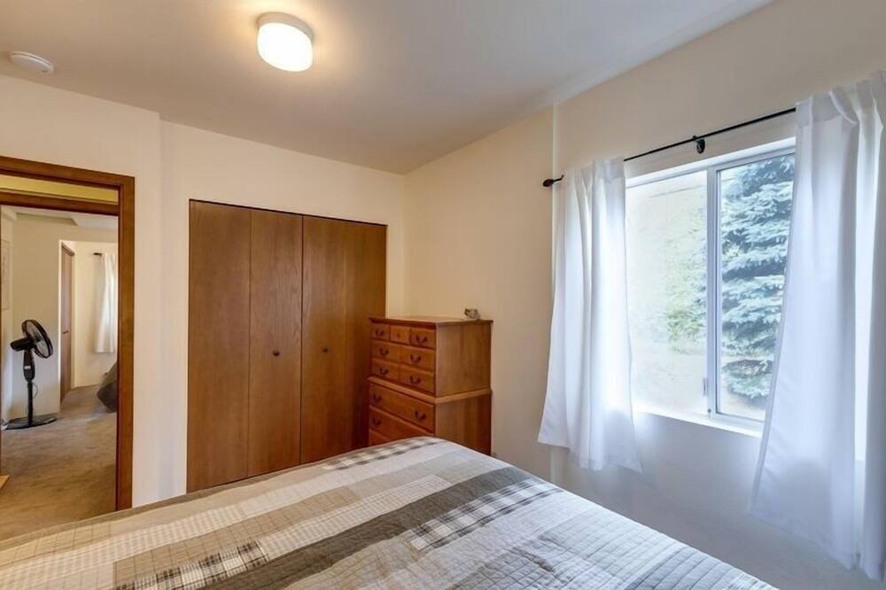 Photo of Bedroom in Whatcom County