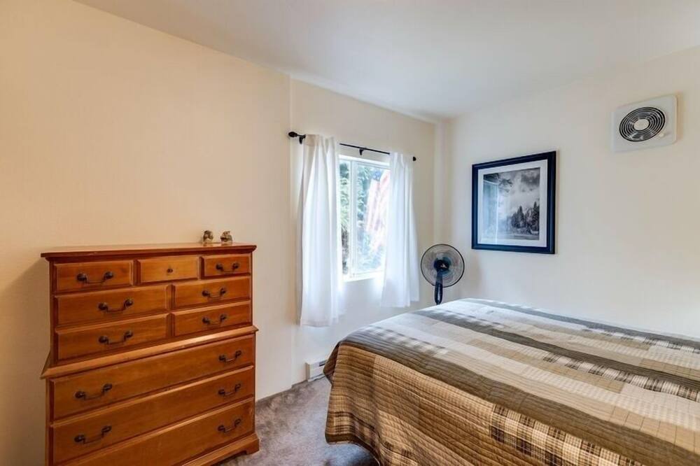 Photo of Bedroom in Whatcom County
