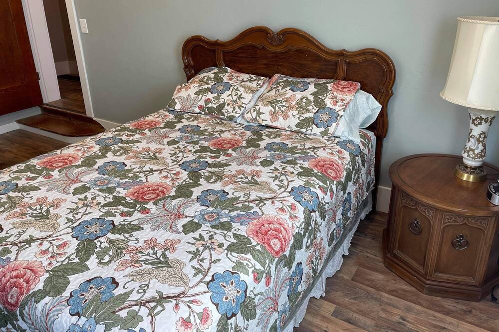 Photo of Bedroom in Montpelier