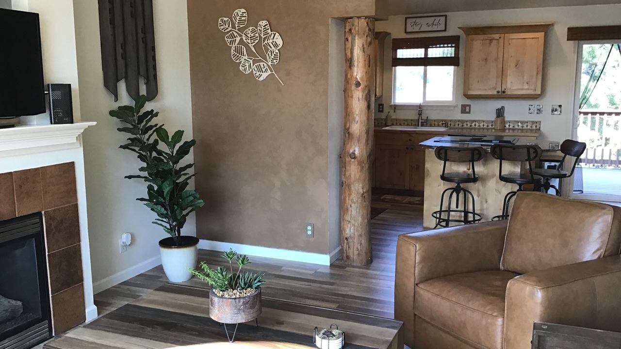 Photo of Livingroom in Southwest Ada County Alliance