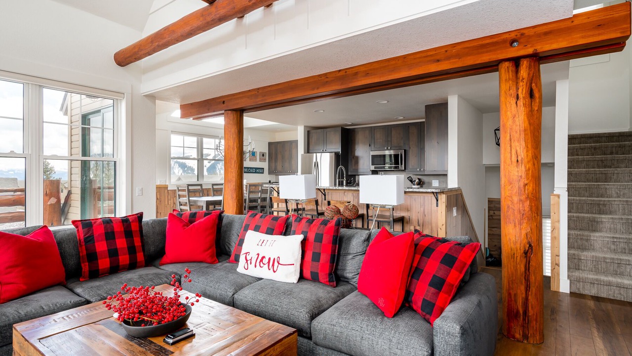 Photo of Livingroom in Saddle Ridge