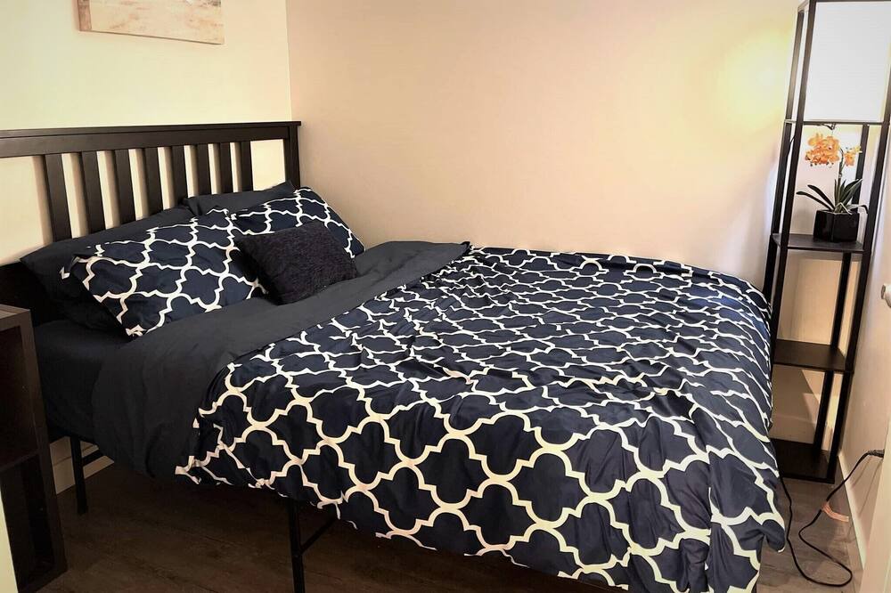 Photo of Bedroom in Southcenter