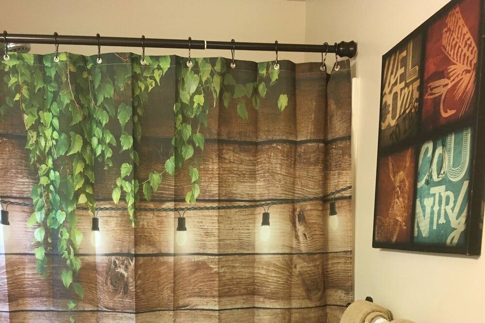 Photo of Bathroom in Anderson Island
