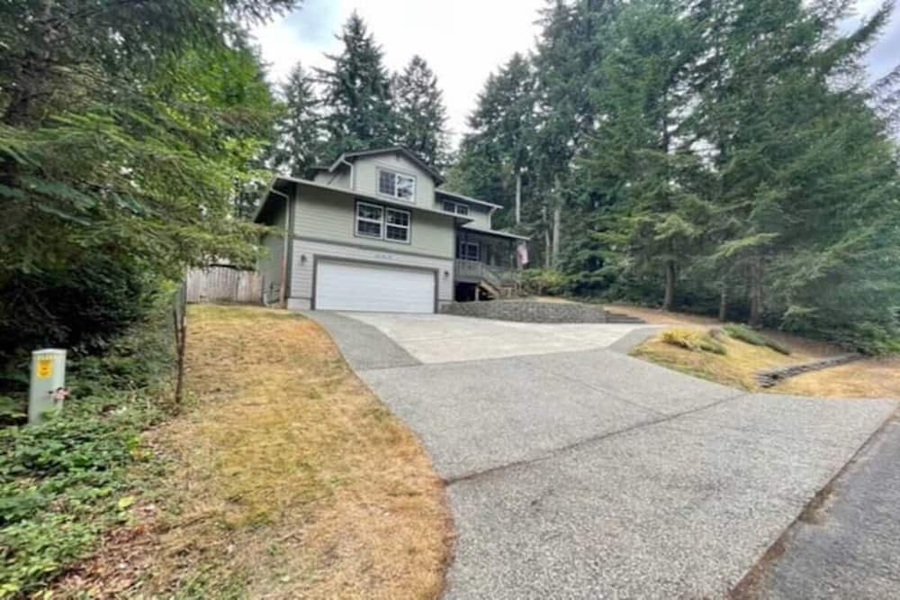 Photo of Outdoor in Anderson Island