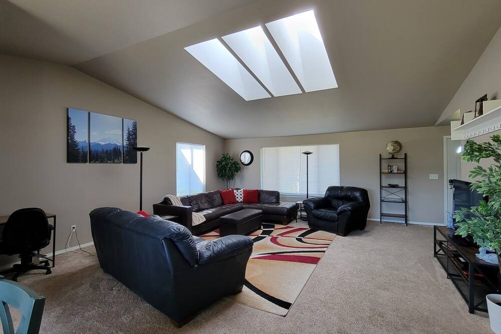 Photo of Livingroom in Lewis County