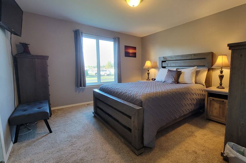 Photo of Bedroom in Lewis County