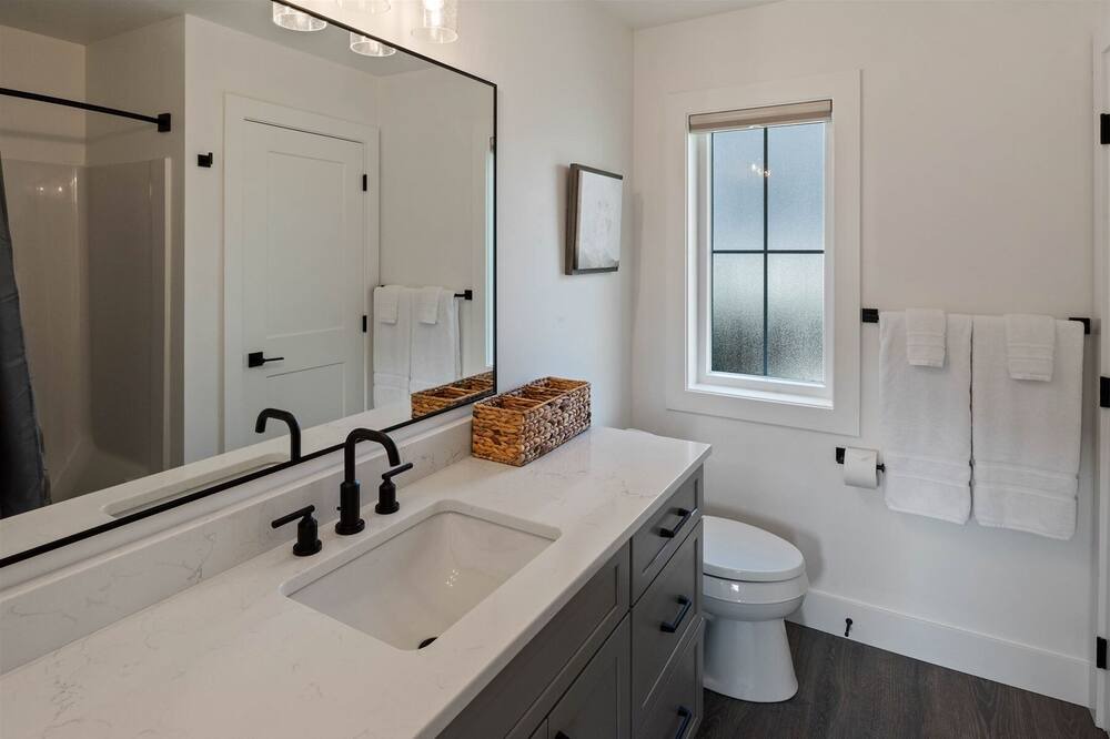 Photo of Bathroom in Sandpoint