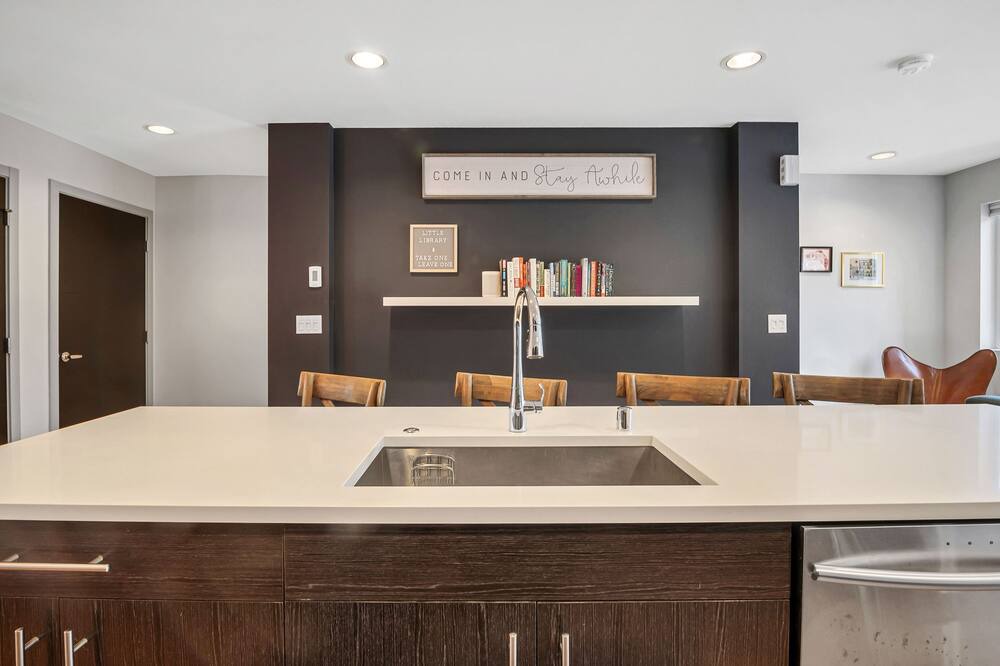 Photo of Kitchen in Mid-Beacon Hill