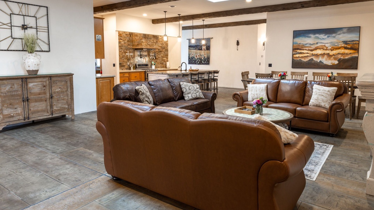 Photo of Livingroom in East Wenatchee