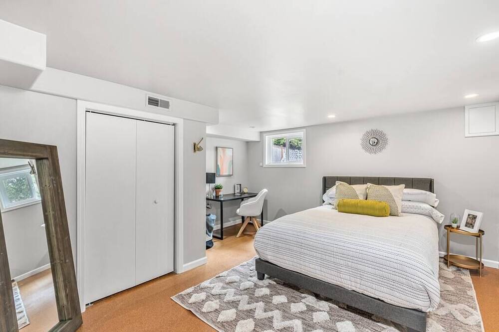 Photo of Bedroom in Whittier Heights
