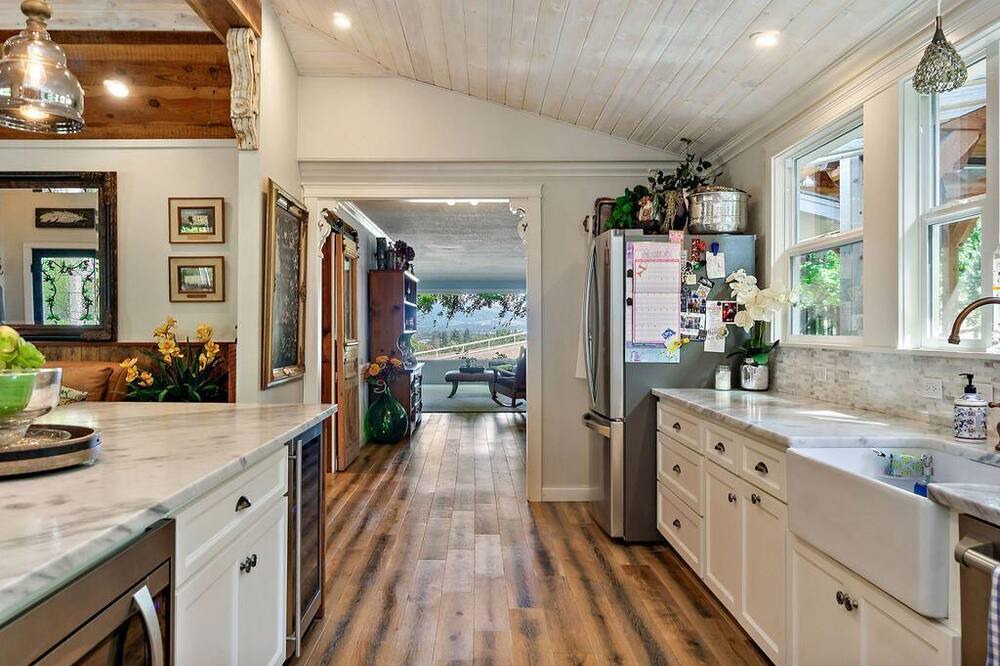 Photo of Kitchen in Central Point