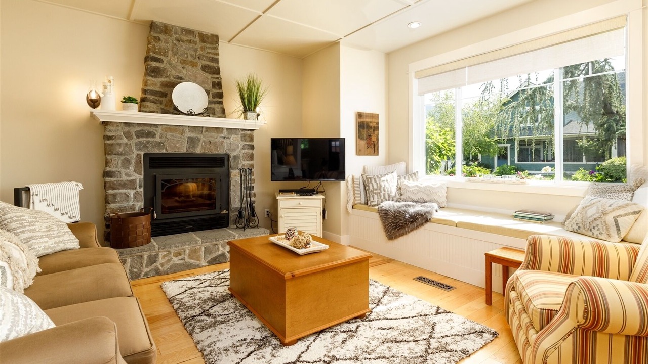 Photo of Livingroom in Oroville