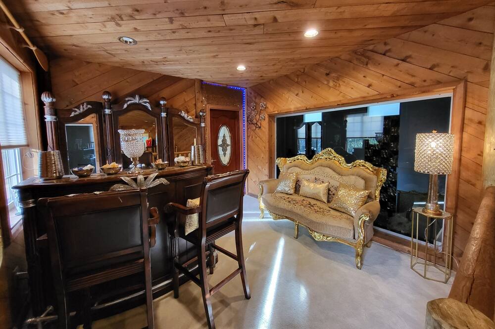 Photo of Livingroom in Inglewood