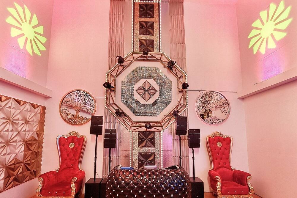 Photo of Bedroom in Inglewood