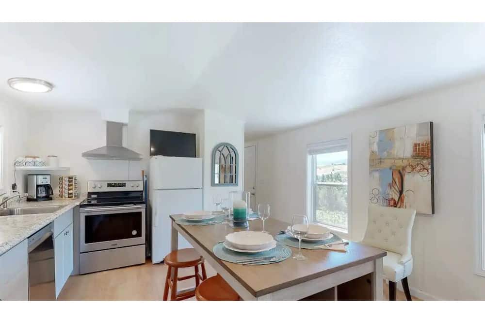 Photo of Kitchen in Manson