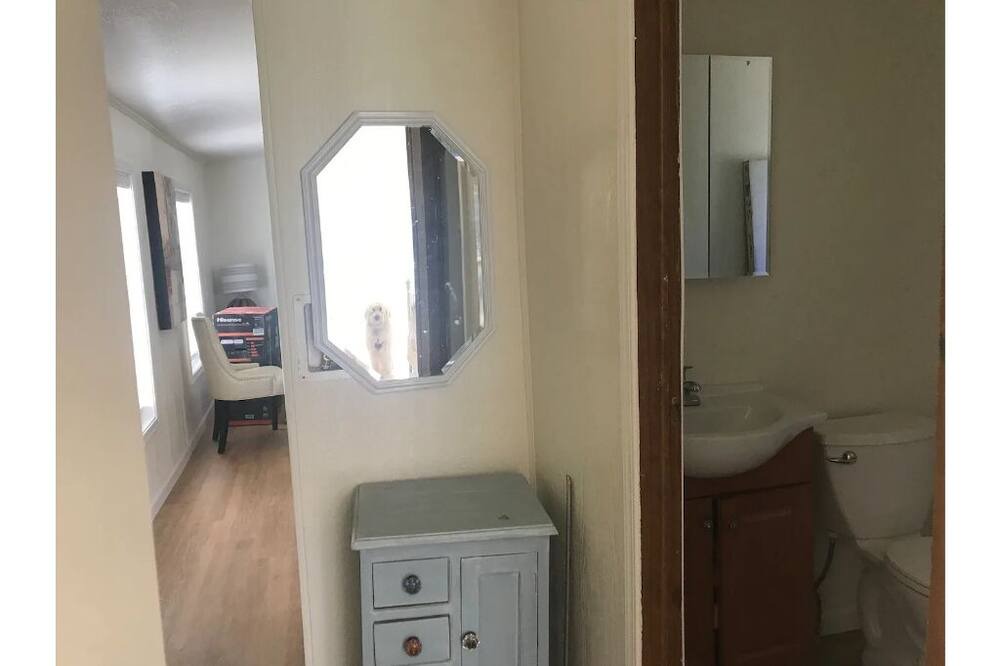 Photo of Bedroom in Manson