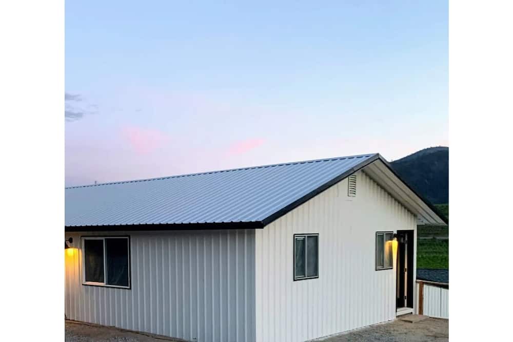 Photo of Outdoor in Manson