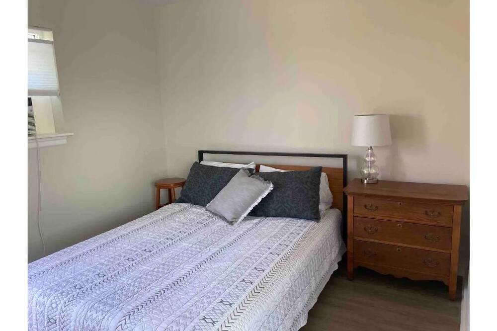 Photo of Bedroom in Manson