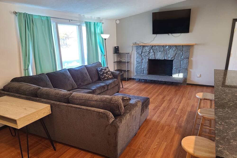 Photo of Livingroom in Veradale