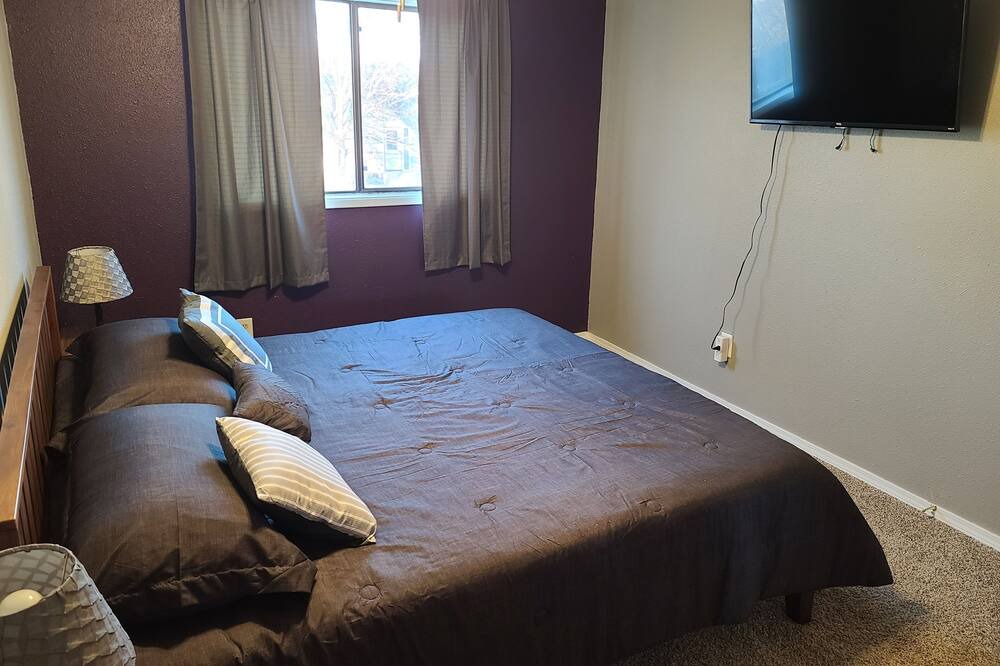 Photo of Bedroom in Veradale