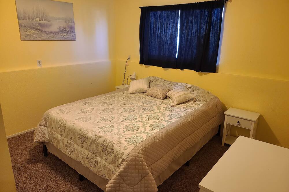Photo of Bedroom in Veradale