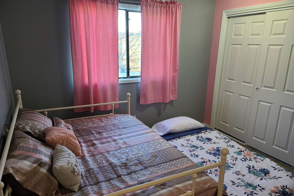 Photo of Bedroom in Veradale