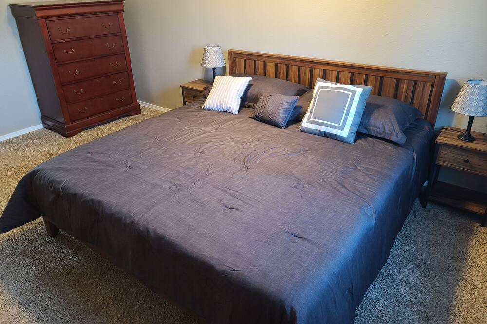 Photo of Bedroom in Veradale