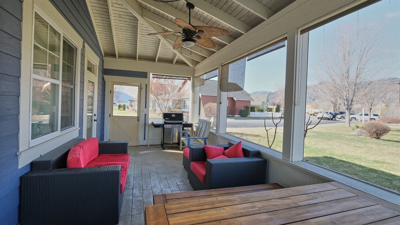 Photo of Patio Balcony in Oroville