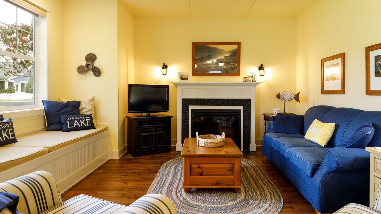 Photo of Livingroom in Oroville
