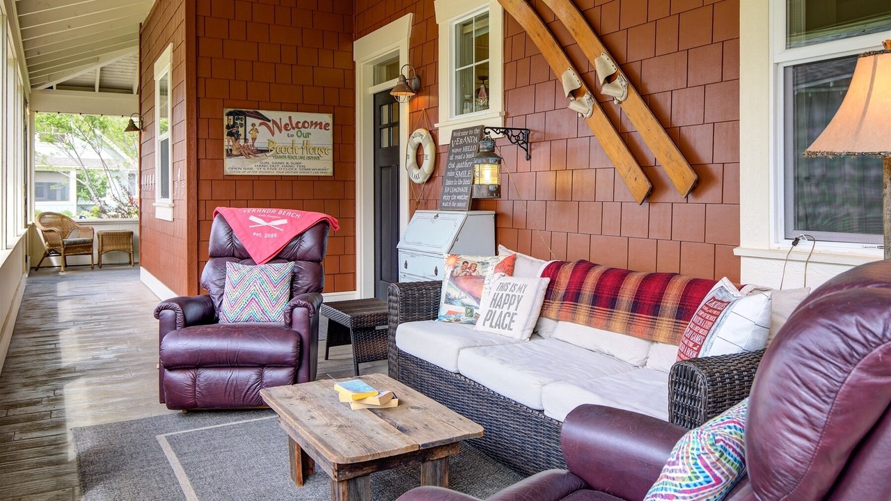 Photo of Livingroom in Oroville