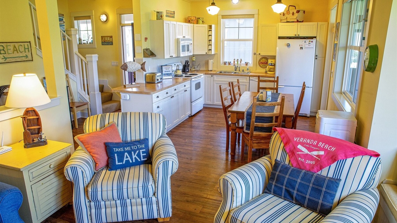Photo of Livingroom in Oroville