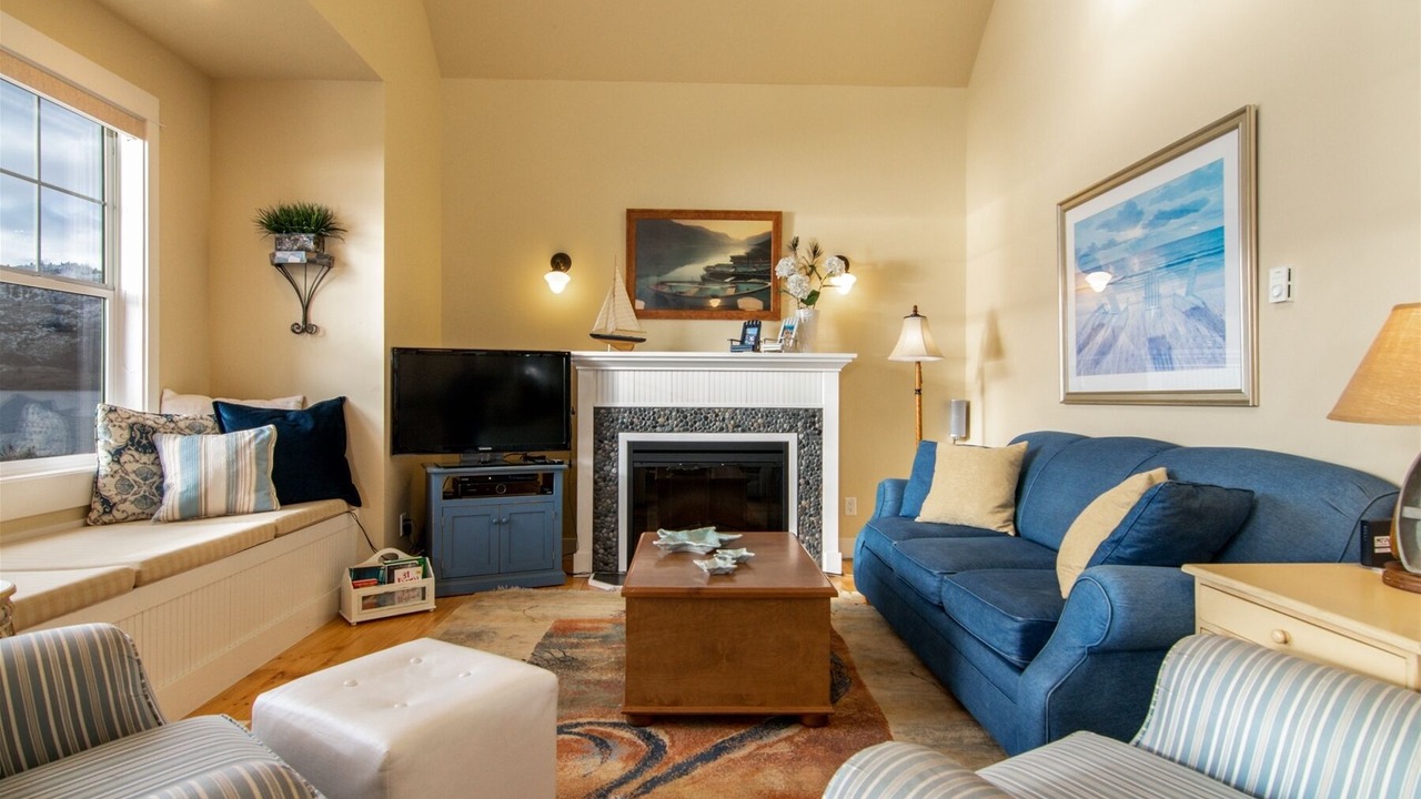 Photo of Livingroom in Oroville