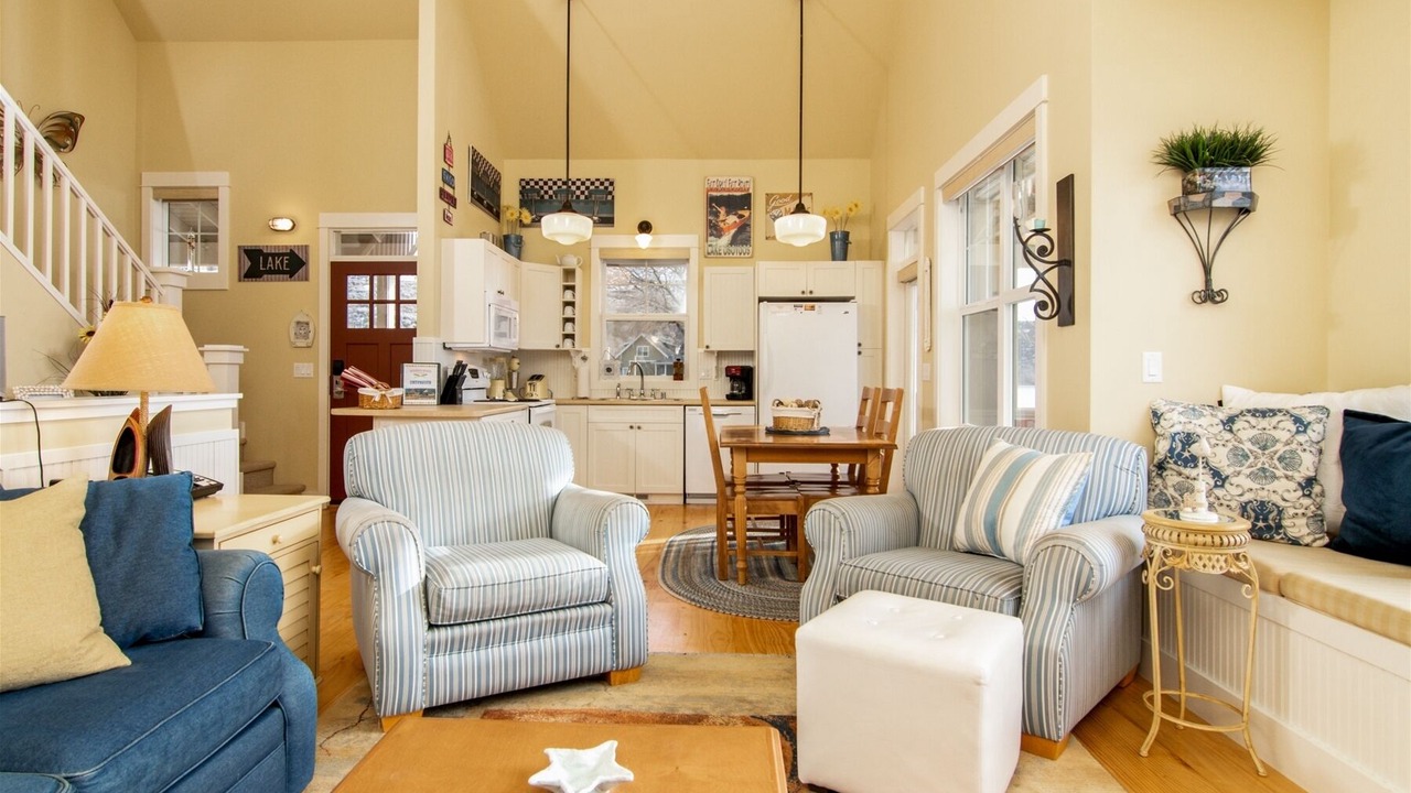 Photo of Livingroom in Oroville