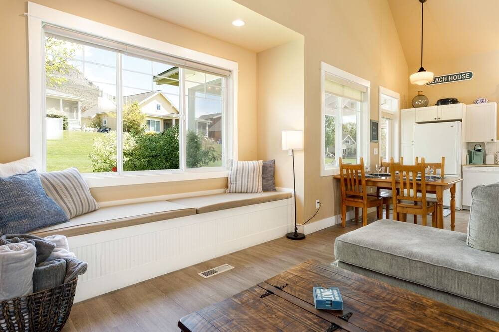 Photo of Livingroom in Oroville