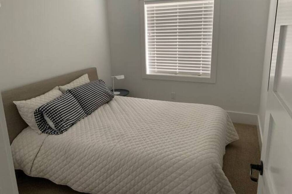Photo of Bedroom in Oroville