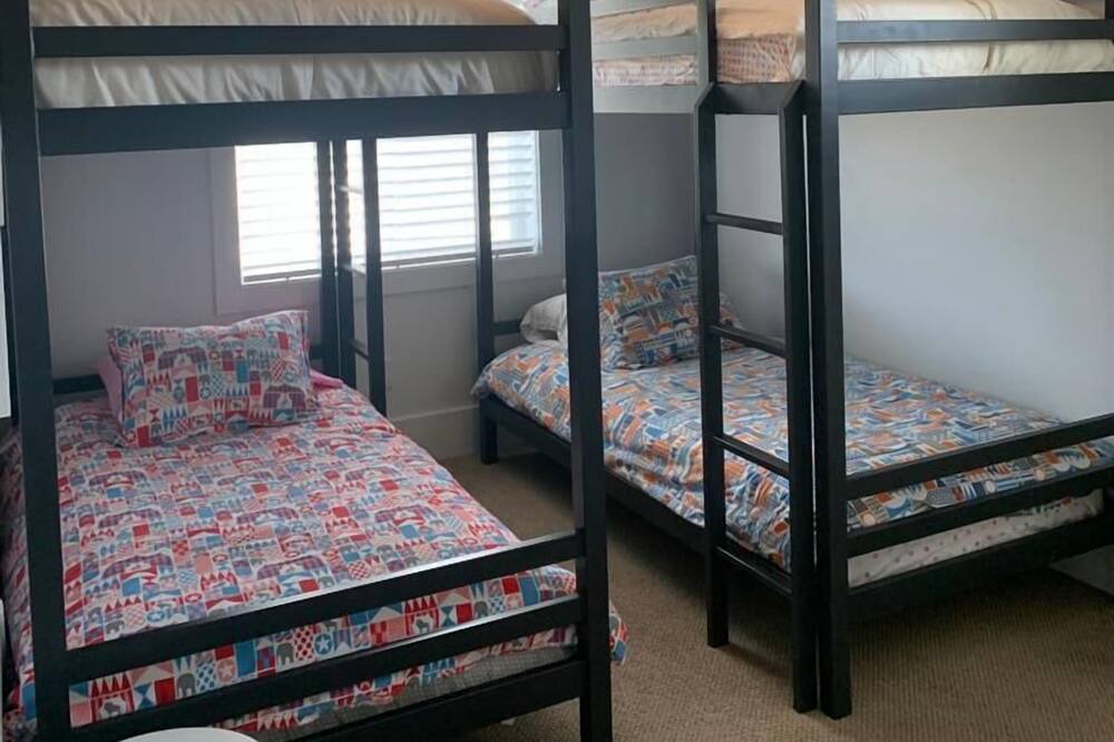 Photo of Bedroom in Oroville