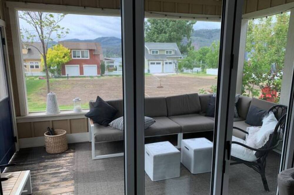 Photo of Livingroom in Oroville
