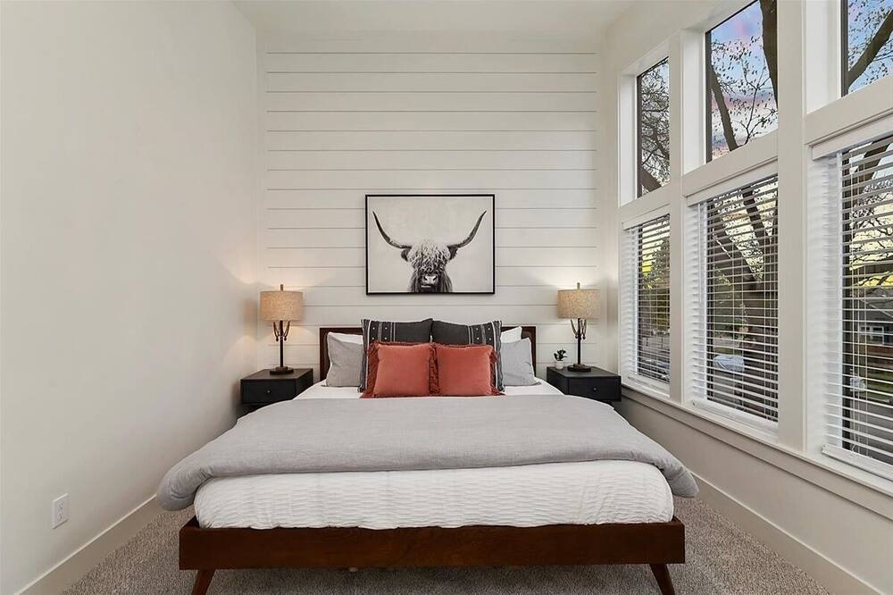 Photo of Bedroom in Southeast Boise