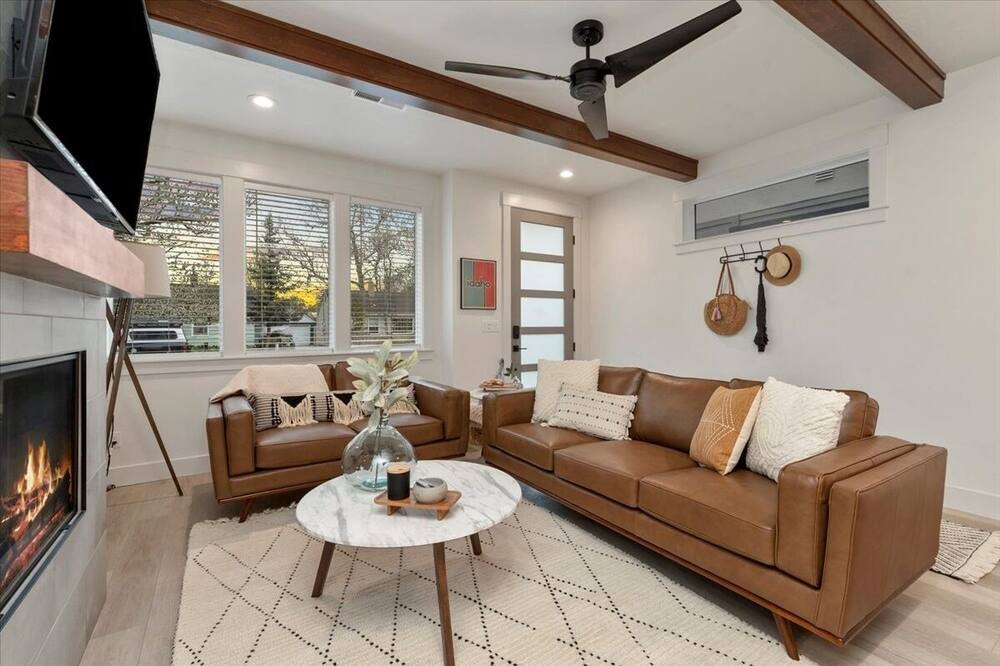Photo of Livingroom in Southeast Boise