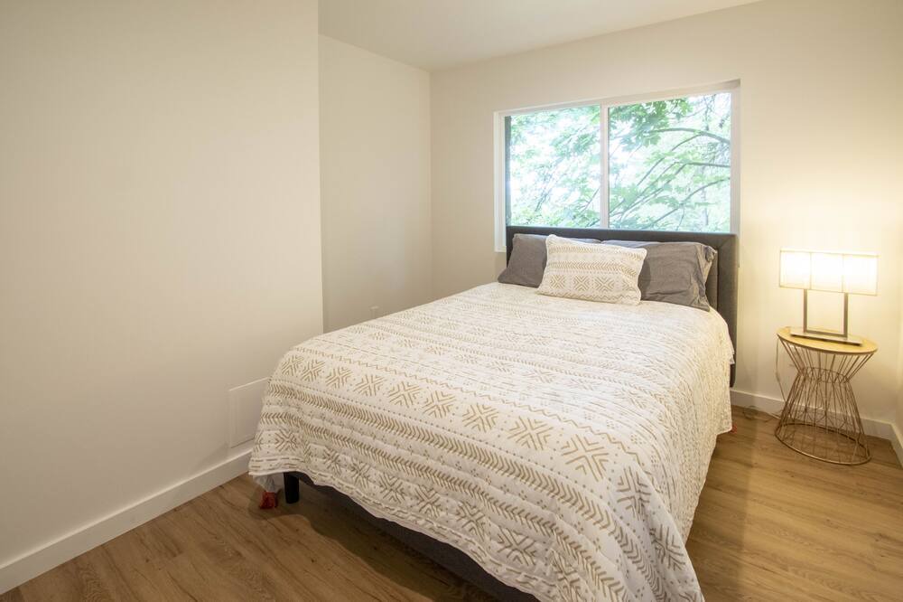 Photo of Bedroom in Kirkland