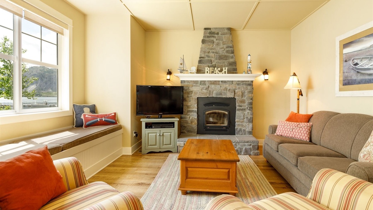 Photo of Livingroom in Oroville