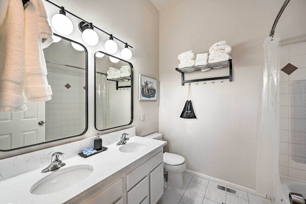 Photo of Bathroom in Sunset Hill