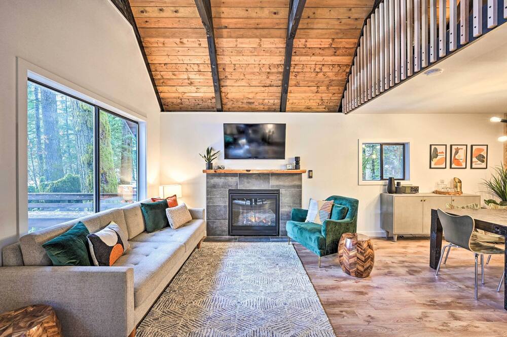 Photo of Bedroom in Skykomish