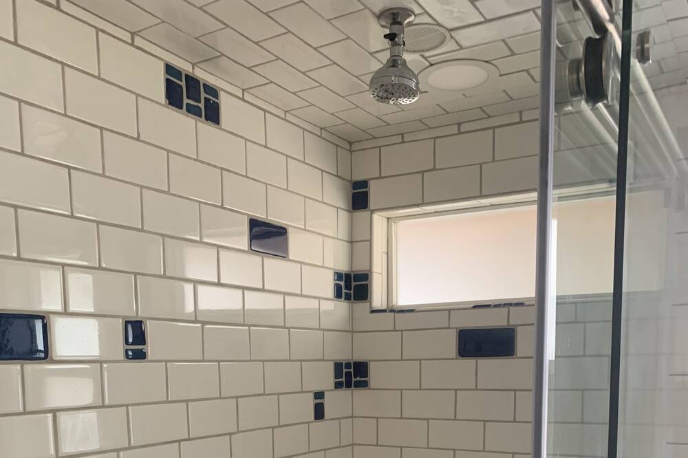 Photo of Bathroom in Depot Bench