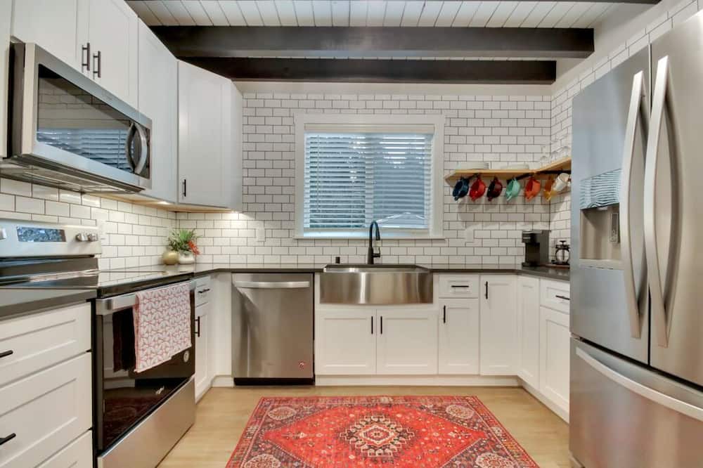 Photo of Kitchen in Buckley