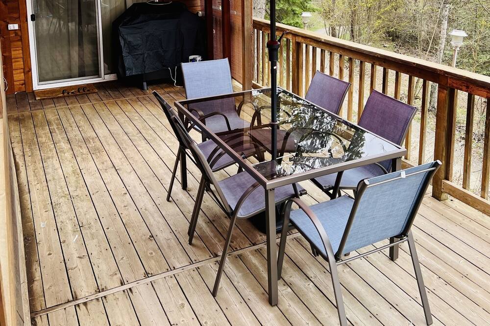 Photo of Patio Balcony in Sagle